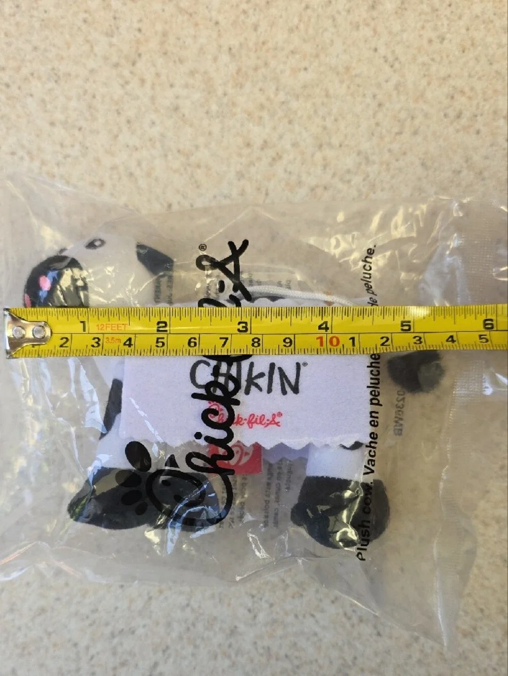 NEW Chick-Fil-A Cow Party Bundle 4 Plush Cows 4 Sunglasses Game